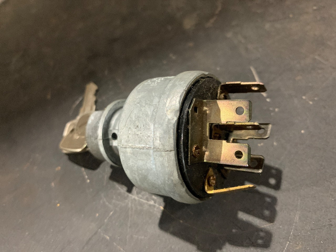 Pollak 193-1 Ignition Switch with Key - Used