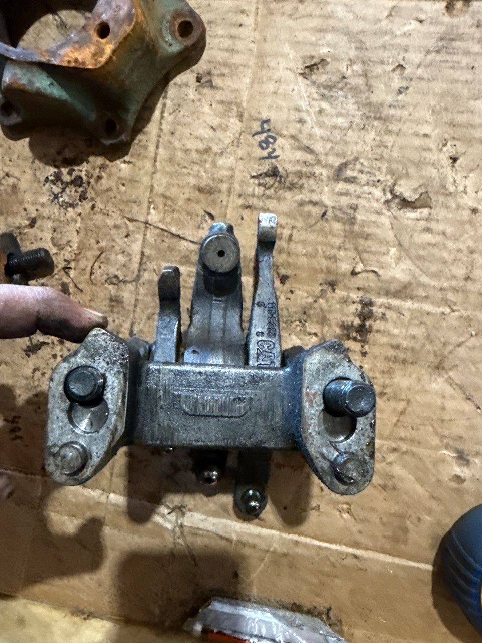 CAT Rocker Arm Assembly for 3176 / C10 / C12 Engine - Used