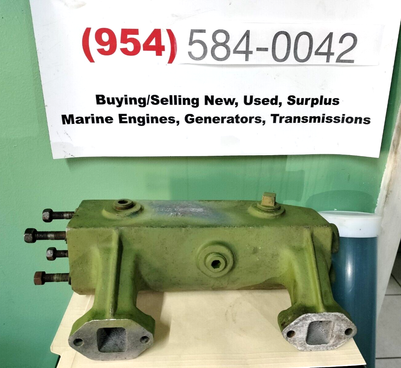 37785210 PERKINS 4-107 / 4-108 EXHAUST MANIFOLD USED IN VERY GOOD CONDITION