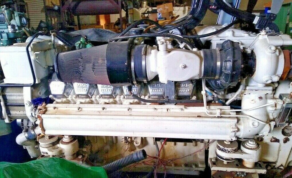 MTU / DETROIT DIESEL 12V2000, MARINE DIESEL ENGINE DDEC