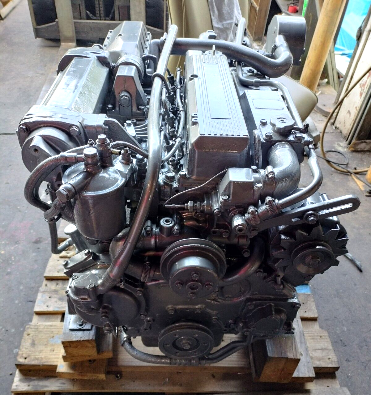 YANMAR 4LH-DTE DIESEL MARINE ENGINE 3.46 L - 140 + HP. BOBTAIL ENGINE 850 HOURS
