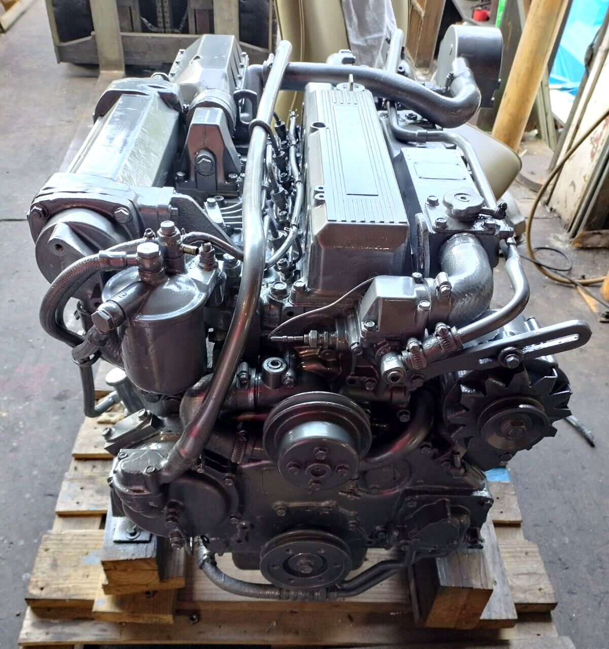 YANMAR 4LH-DTE DIESEL MARINE ENGINE 3.46 L - 140 + HP.  BOBTAIL ENGINE 850 HOURS