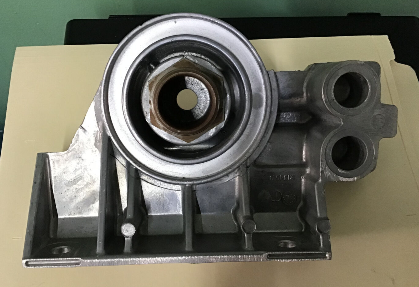 R134571 - JOHN DEERE ADAPTER FITTING PowerTech 4.5L & 6.8L NEW FREE SHIPPING