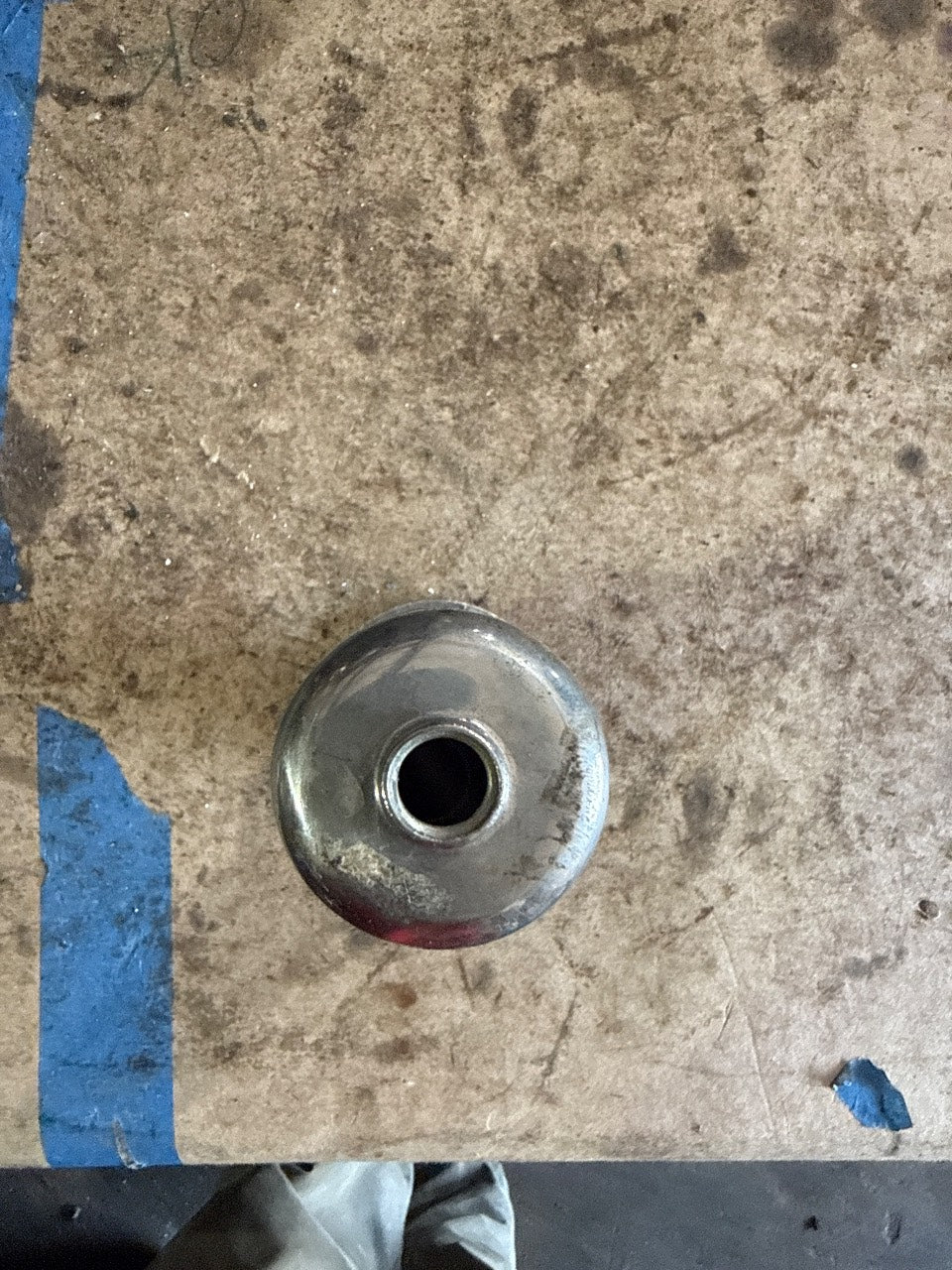 GEM Stainless Steel 90-Degree Flush-Mount Rod Holder - Used