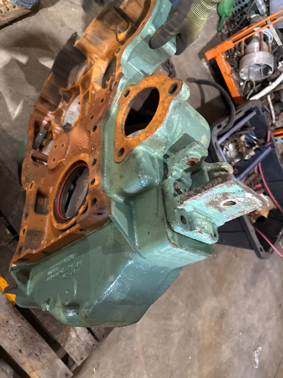 Detroit Diesel 8V-71 Flywheel / Gear Housing - Used