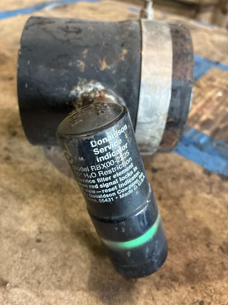 Donaldson RBX00-2225 Air Filter Service Restriction Indicator 25" H2O with Intake Sleeve - Used