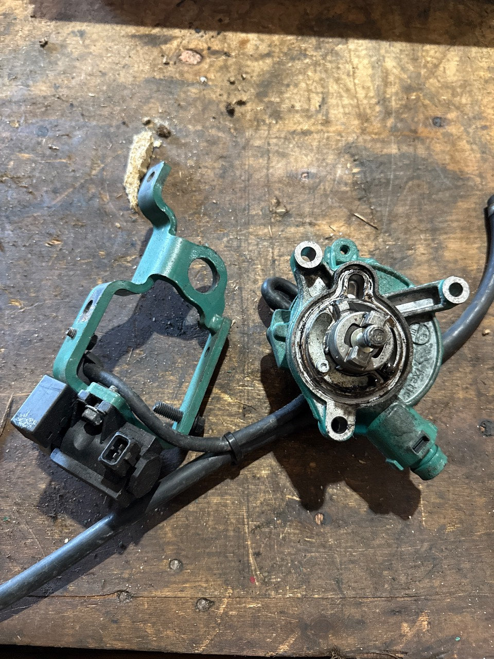 Volvo Penta D3 Vacuum Pump with Bracket and Shut-Off Solenoid Assembly - Used