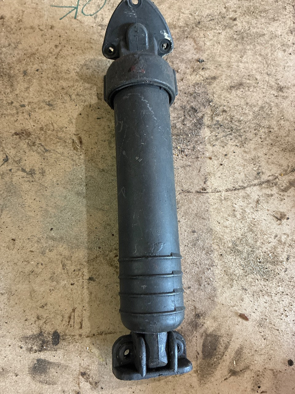 Bennett A1101 Standard Hydraulic Trim Tab Actuator Cylinder - Used