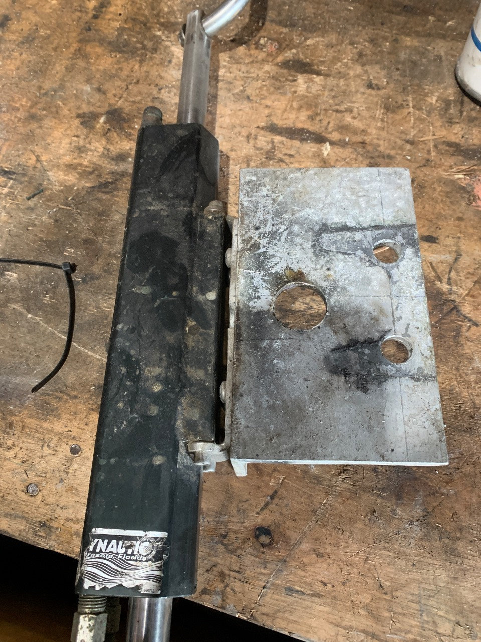 Hynautic Hydraulic Steering Cylinder with Tiller Arm and Mounting Bracket - Used