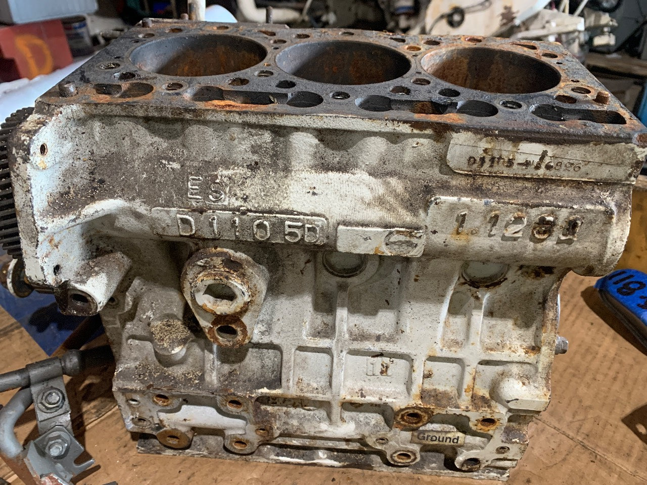 Kubota D1105 Bare Cylinder Block 3-Cylinder Diesel Engine Core - Used