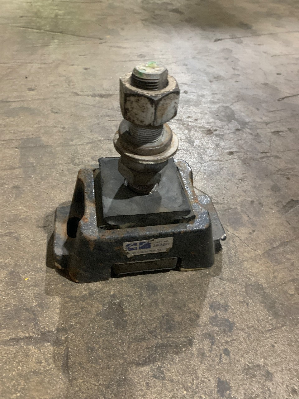 Cummins 3968021 Barry Controls Vibration Isolator Engine Mount - Used