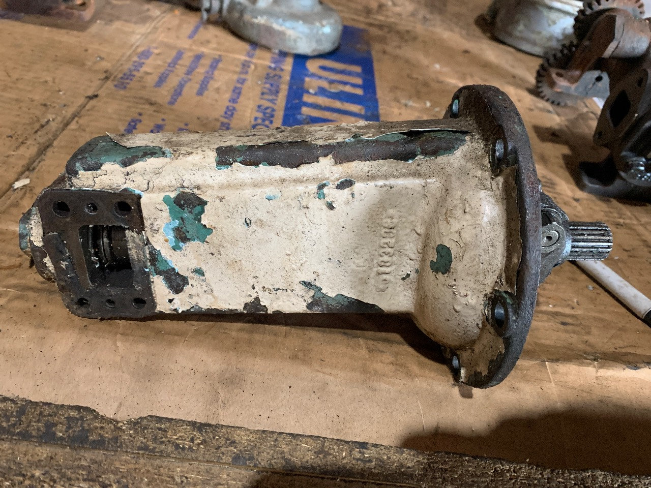 Detroit Diesel 5193286 Hydraulic Governor Drive Housing Assembly for 71 Series - Used
