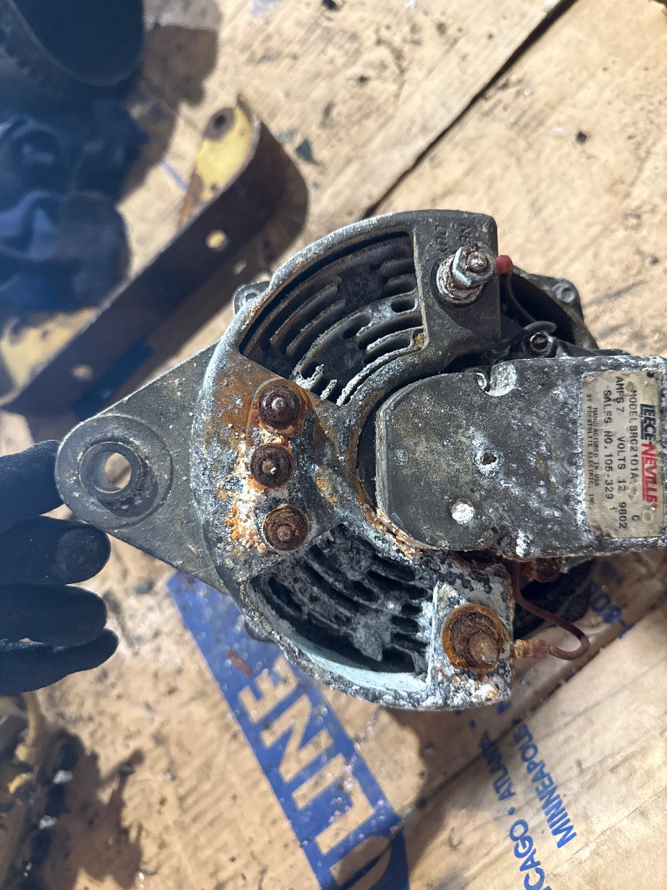 Leece-Neville 8RG2101A 12V Alternator 105-329 - Used Take-Off