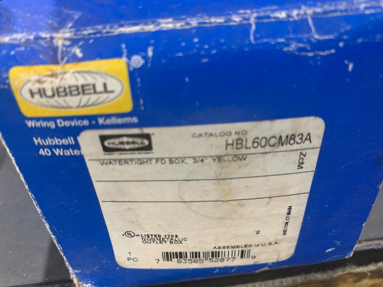 Hubbell HBL60CM83A Watertight FD Box 3/4" NPT Yellow Nonmetallic Outlet Box - Used