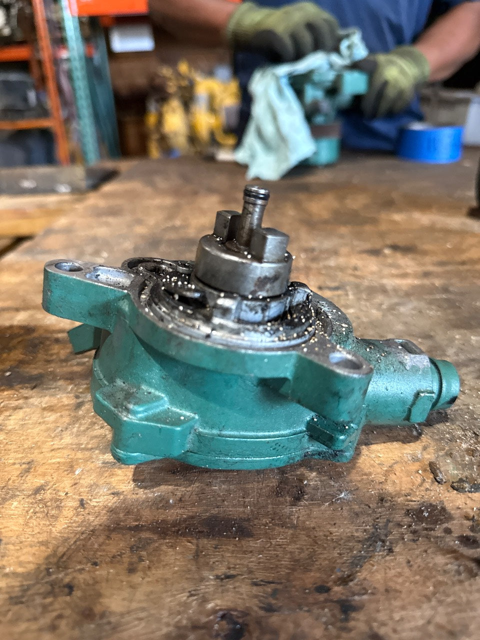 Volvo Penta 31219463 Vacuum Pump for D3 Marine Diesel - Used
