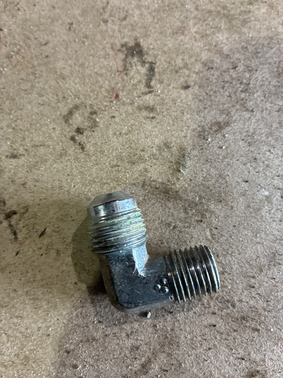 90° Male JIC 37° Flare x Male NPT Steel Elbow Hydraulic Adapter - Used