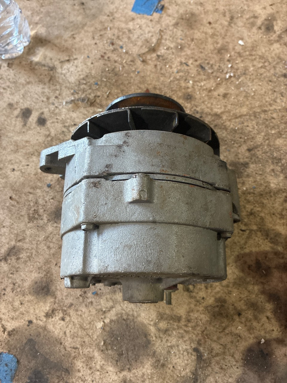 Delco-Remy 10SI/12SI Alternator 12V Single V-Belt Pulley - Used