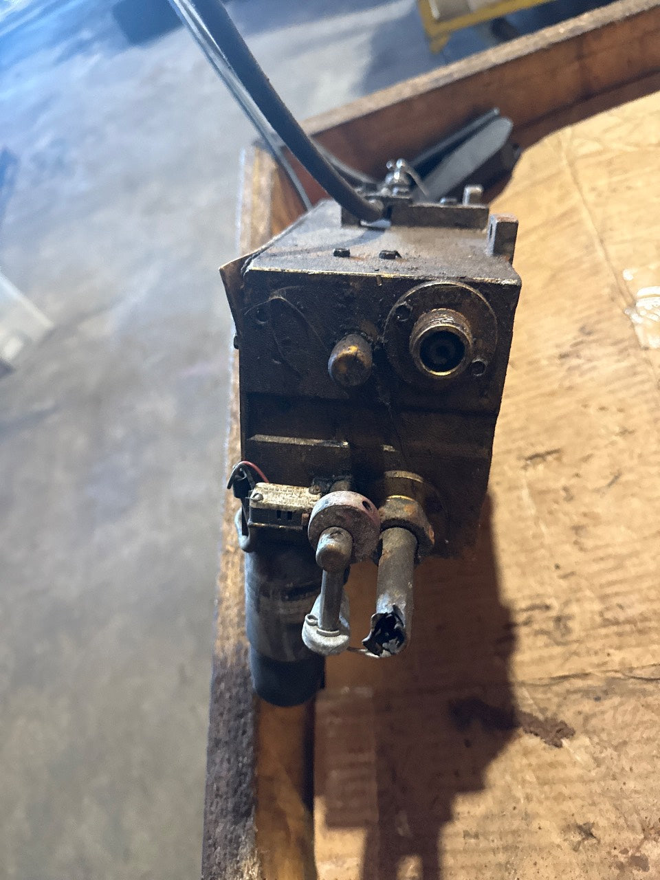 Glendinning Marine Products Engine Synchronizer Actuator - Used