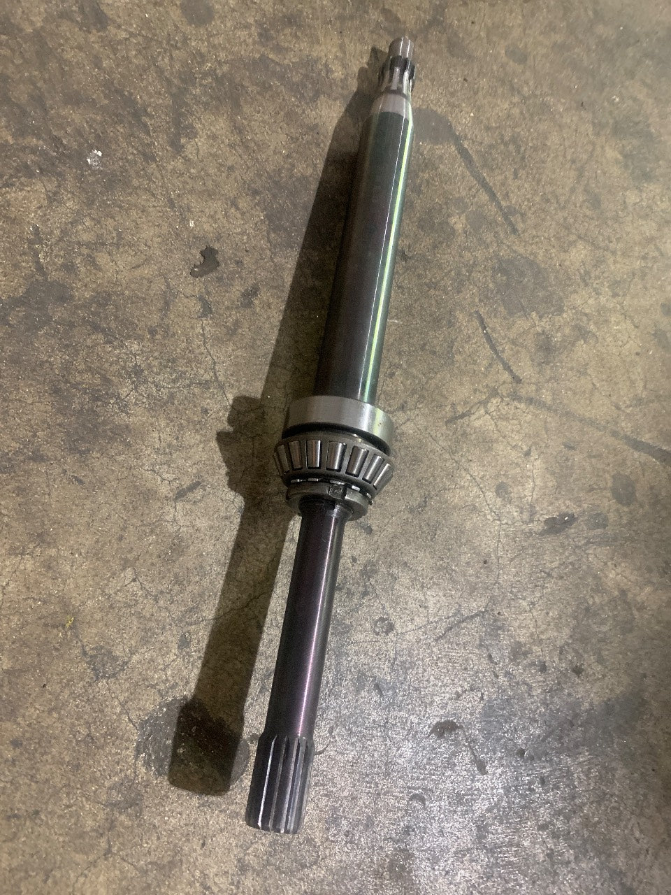 Volvo Penta 280 Vertical Drive Shaft with Pinion Gear and Bearings - New