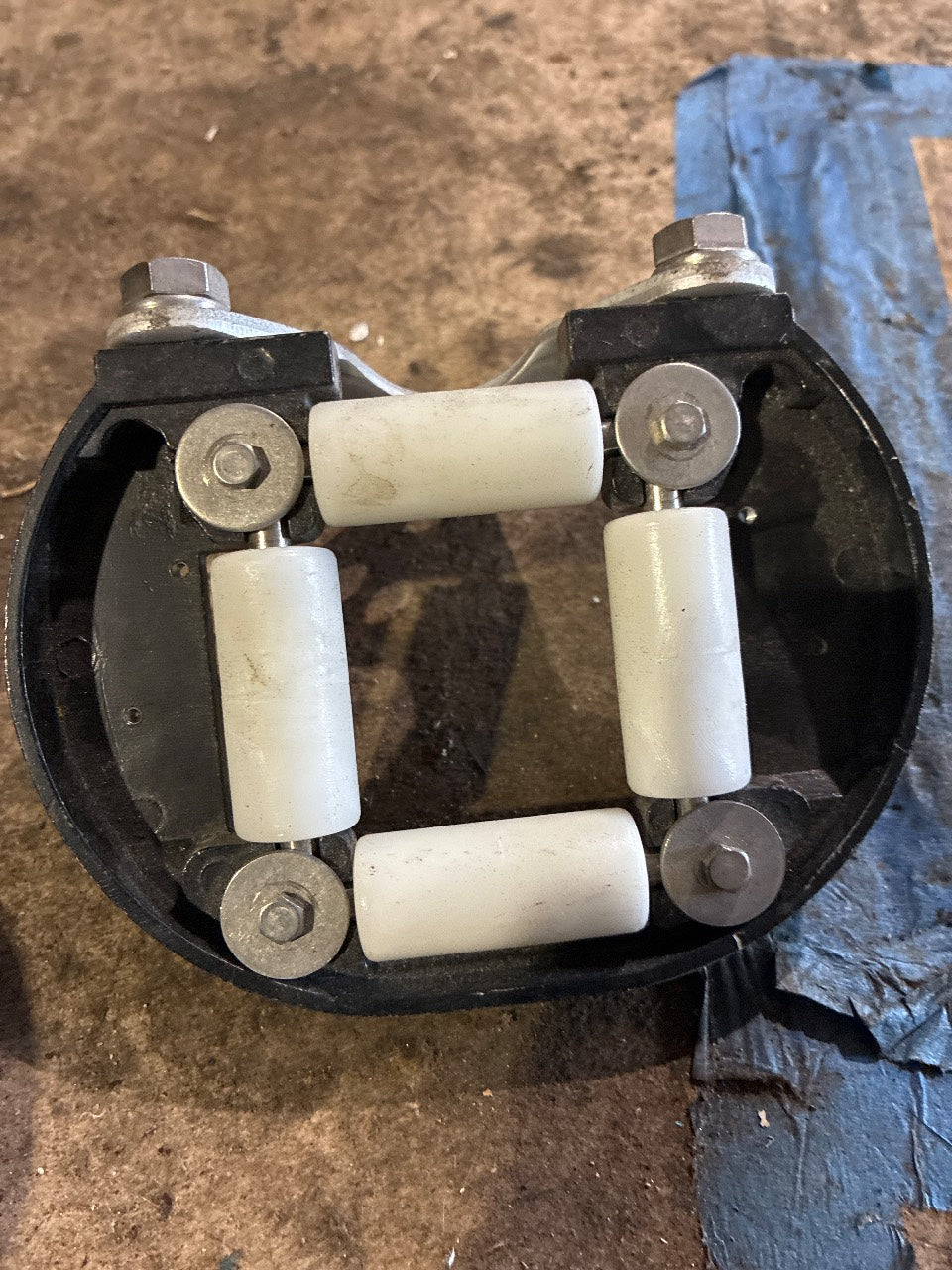 Glendinning Cablemaster Guide Roller Assembly with Bracket - Used