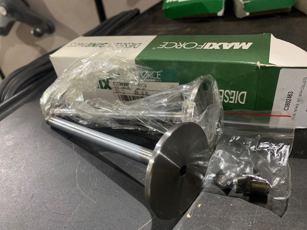 Maxiforce C3802463 Intake Valve Kit with Collets for Cummins 6C/6CT/6CTA 8.3L - New
