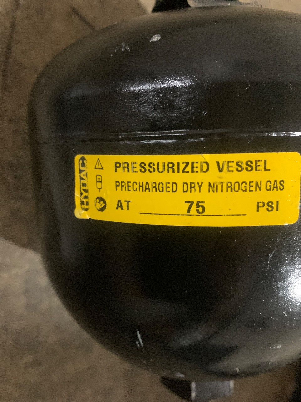 HYDAC Hydraulic Accumulator Pressurized Vessel Precharged 75 PSI Dry Nitrogen - Used