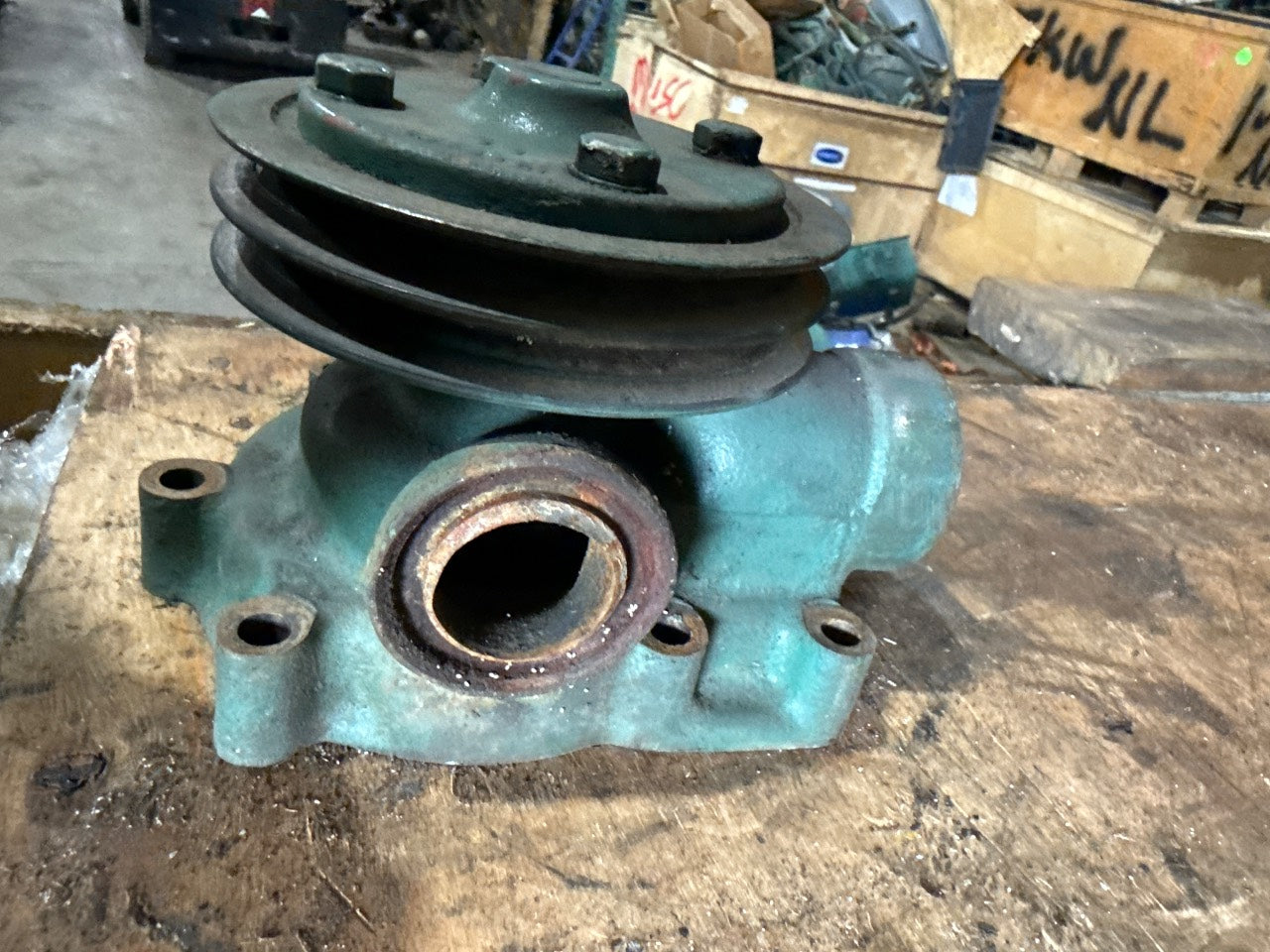 Volvo Penta 844422 Freshwater Coolant Circulation Pump for MD40 / TMD40 / TAMD40 / AQAD40 - Used