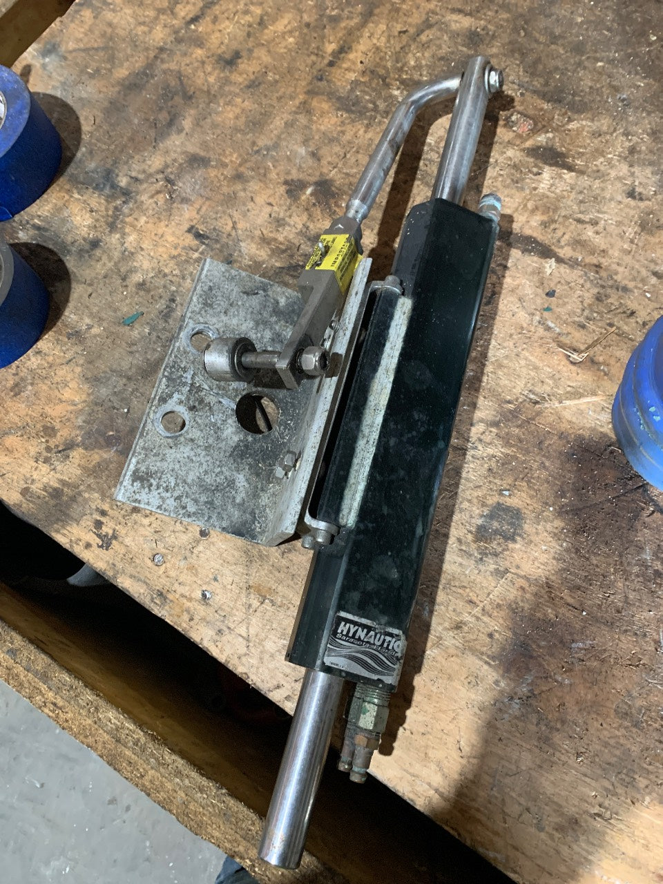 Hynautic Hydraulic Steering Cylinder with Tiller Arm and Mounting Bracket - Used