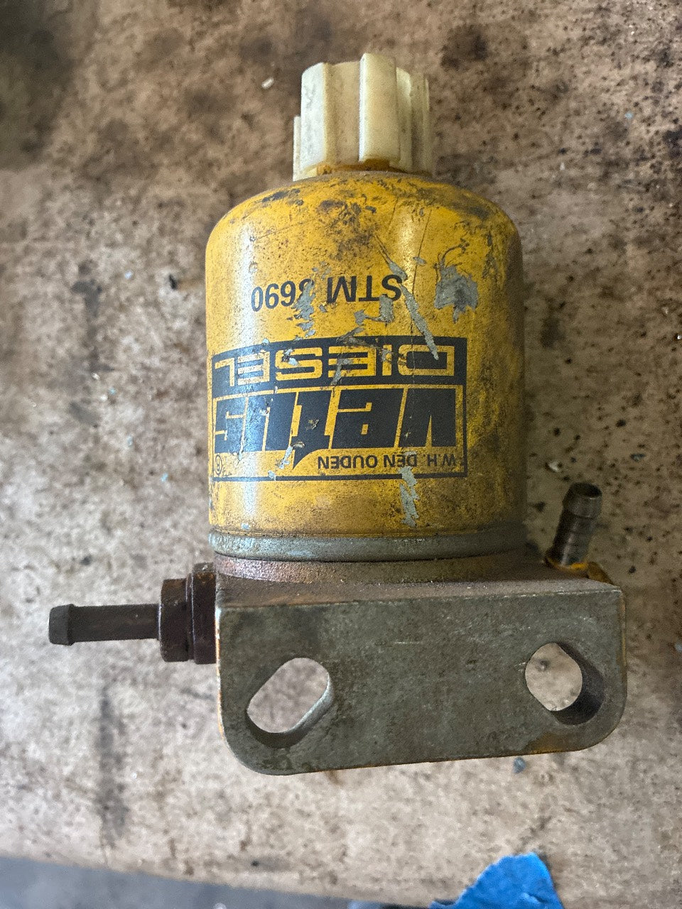 Vetus STM6590 Marine Diesel Fuel Filter / Water Separator Assembly - Used