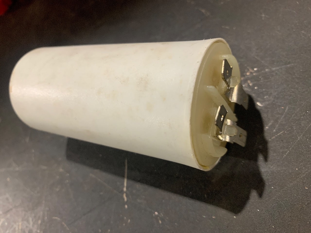 Westerbeke 046978 Capacitor 31.5 µF 425/475V for Marine Generator