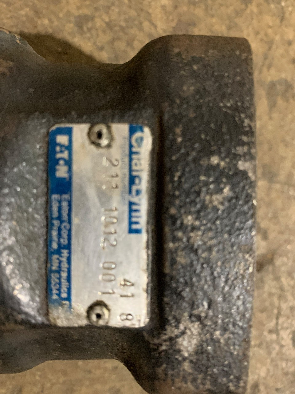 Eaton Char-Lynn 211-1012-001 Hydraulic Steering Control Unit (Orbitrol) - Used