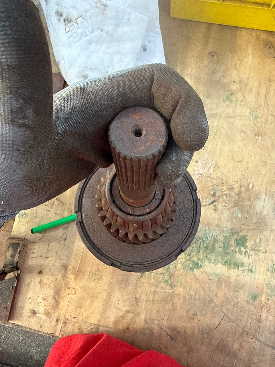 ZF Marine Input Shaft Assembly with Clutch Drum for ZF220 / IRM220 Marine Transmission - Used