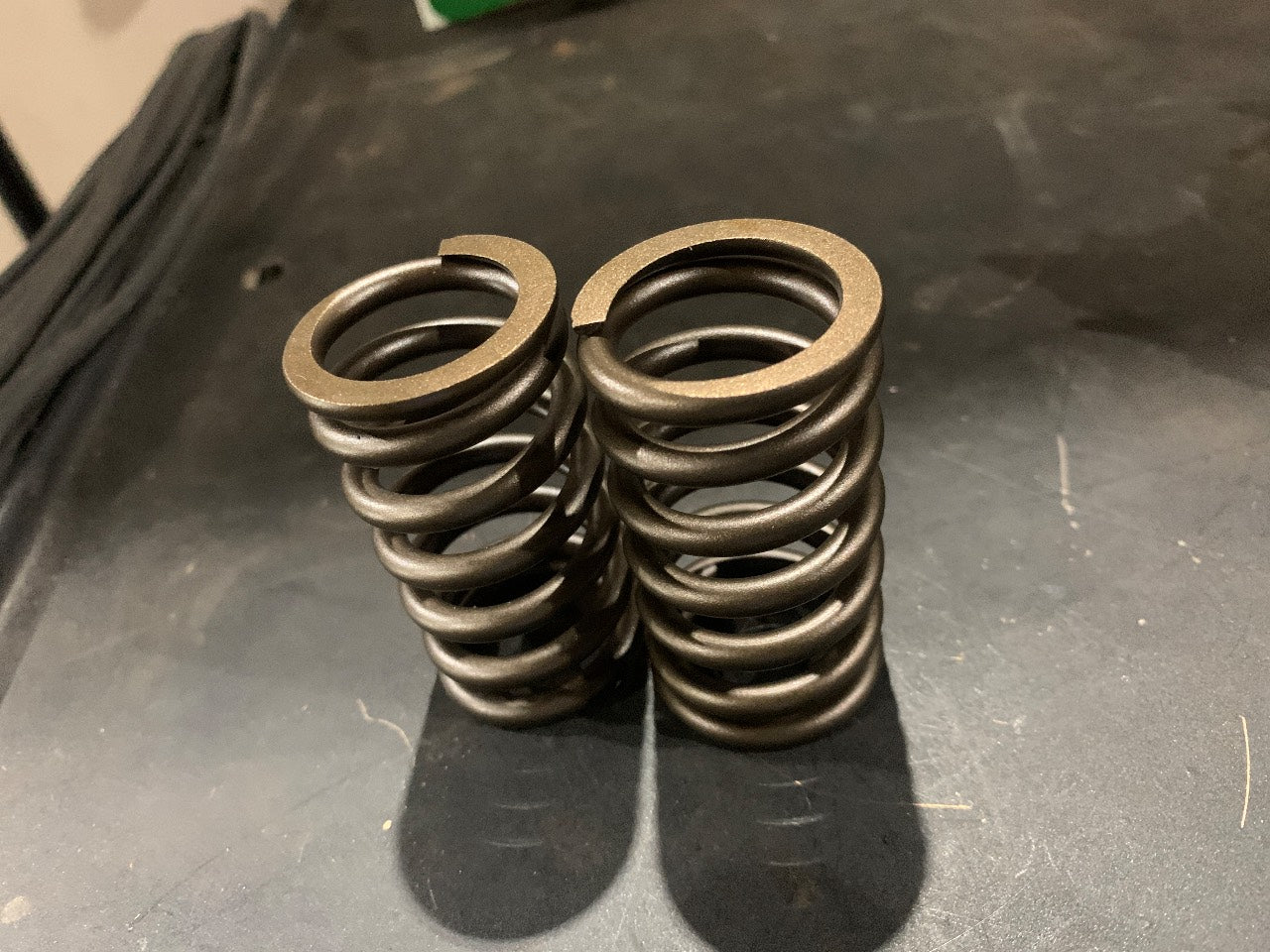 Maxiforce C3906412 Valve Springs for Cummins 6C 6CT 6CTA 8.3L - New (Set of 2)