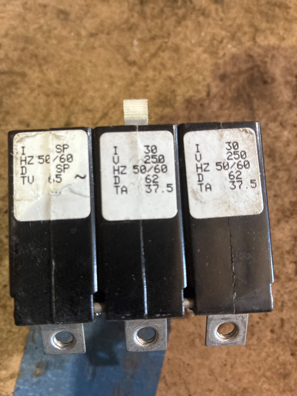 Airpax UPG666-24851-5 3-Pole 30A 250V Magnetic Circuit Breaker (Cust P/N 206-087) - Used