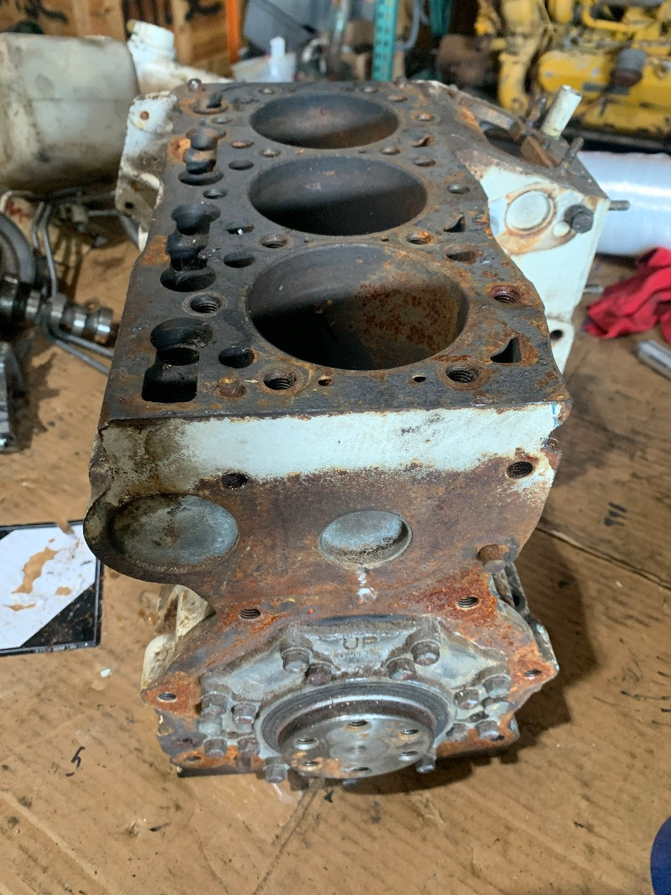 Kubota D1105 Bare Cylinder Block 3-Cylinder Diesel Engine Core - Used