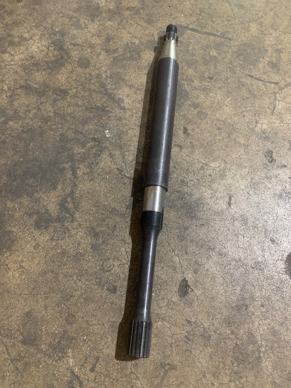 Volvo Penta 832555 Vertical Shaft - Used