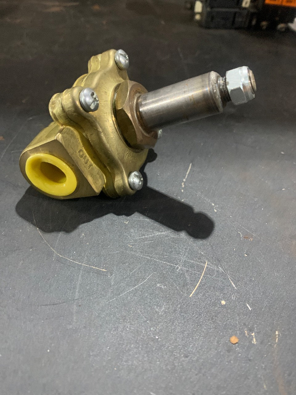 ASCO Red-Hat 1/2" Brass 2-Way Solenoid Valve Body - No Coil - Used