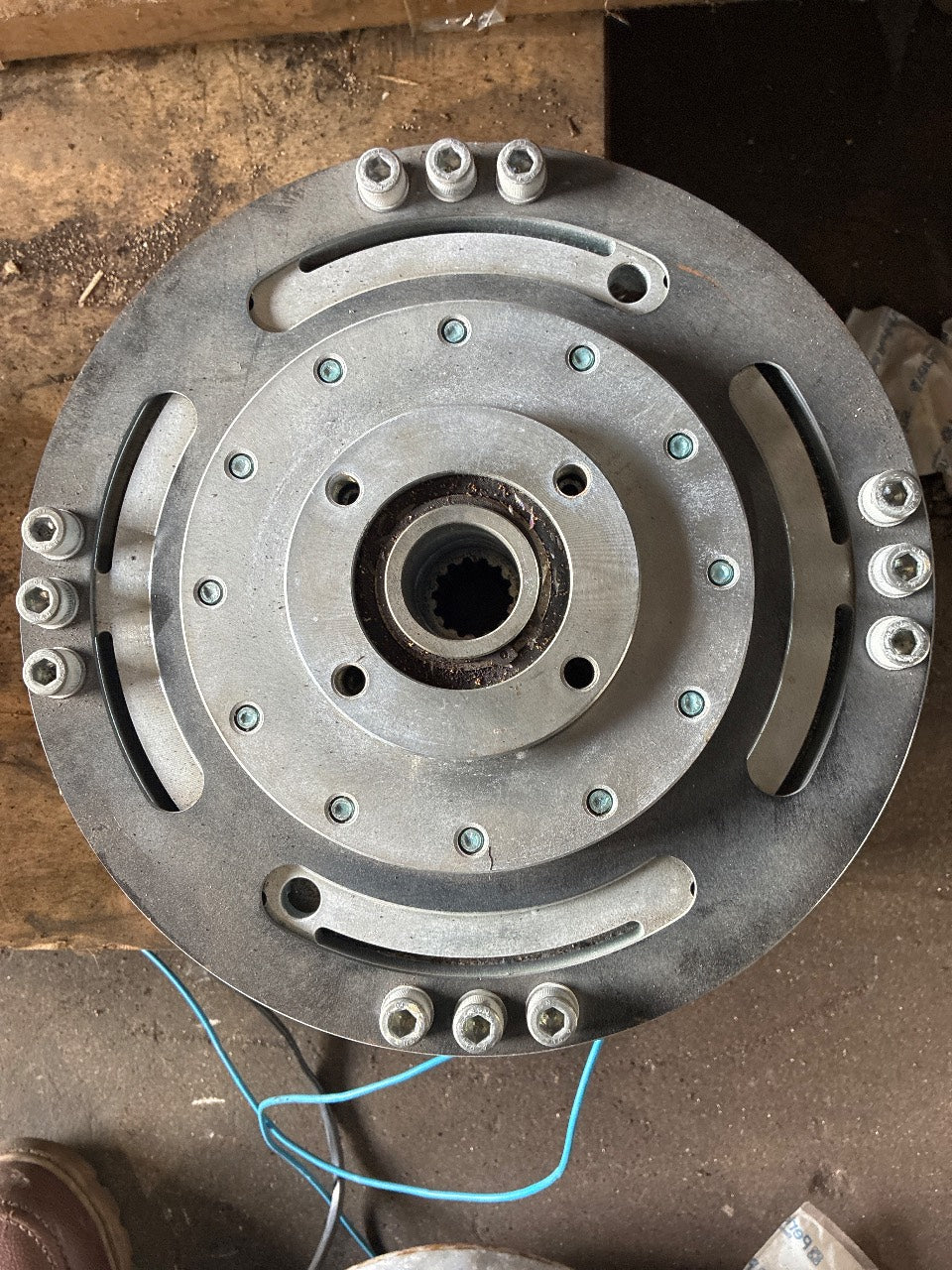 Ogura MMC 140G-08 24V Electromagnetic PTO Clutch - Used