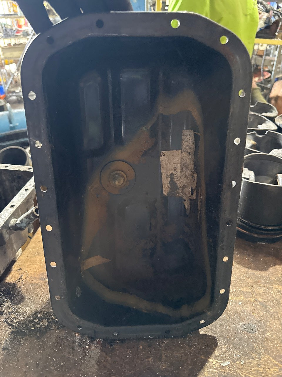 Isuzu 8-97045398-1 Engine Oil Pan for 4HK1 - Used