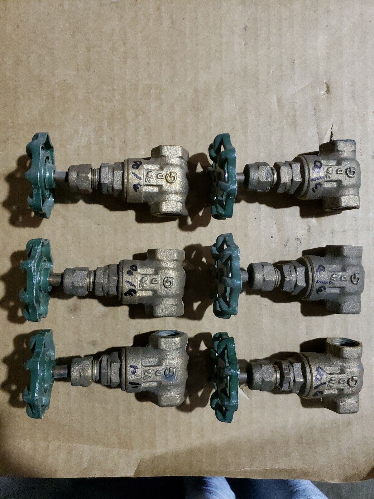 6 GRINNELL ITALIAN 3/8 INCH GATE VALVES NPT THREADS EACH END NEW OLD STOCK