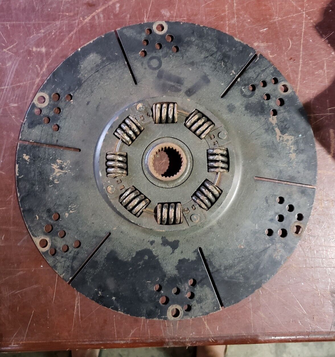 SPRING DRIVE PLATE FOR CHEVY 350 GAS ENGINE 13 1/4 " USED