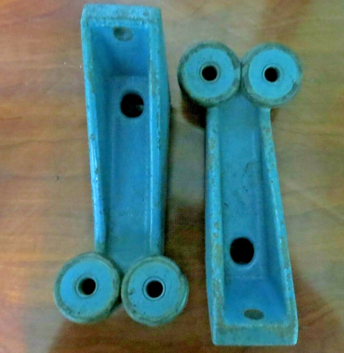 DUAL EYE REAR ENGINE MOUNT / NEW, OLD STOCK / PAIR OF TWO