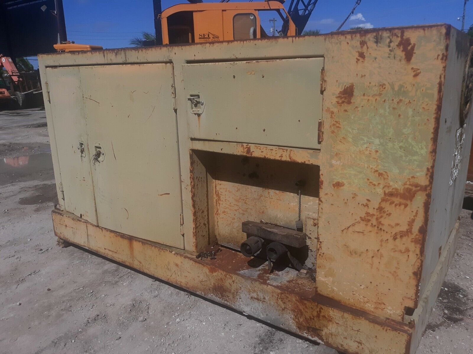 APE (American Pile Driving ) 4 Hydraulic Power Units as Package (or) Individual