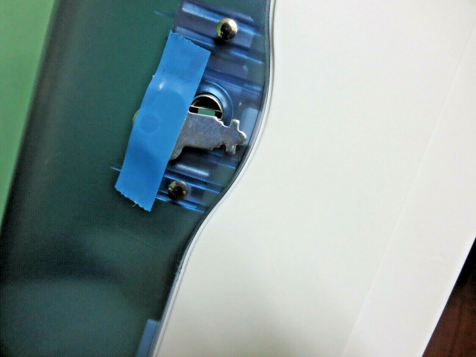 NEW / GEORGIA-PACIFIC / SOFTPULL / CENTERPULL TOWEL DISPENSER