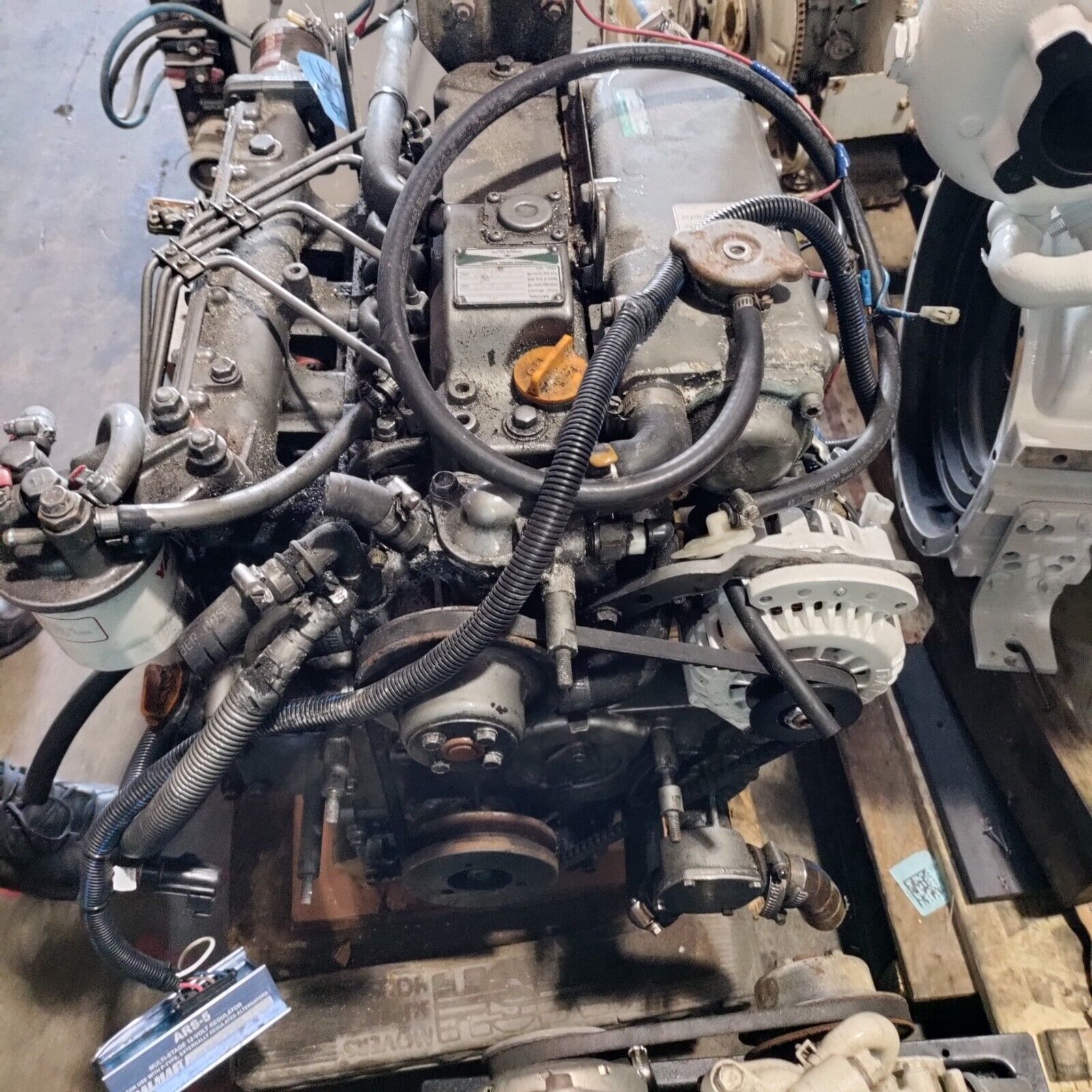YANMAR 4JH4E DIESEL MARINE ENGINE 54 HP. w/ TRANSMISSION RUNNING TAKE OUT