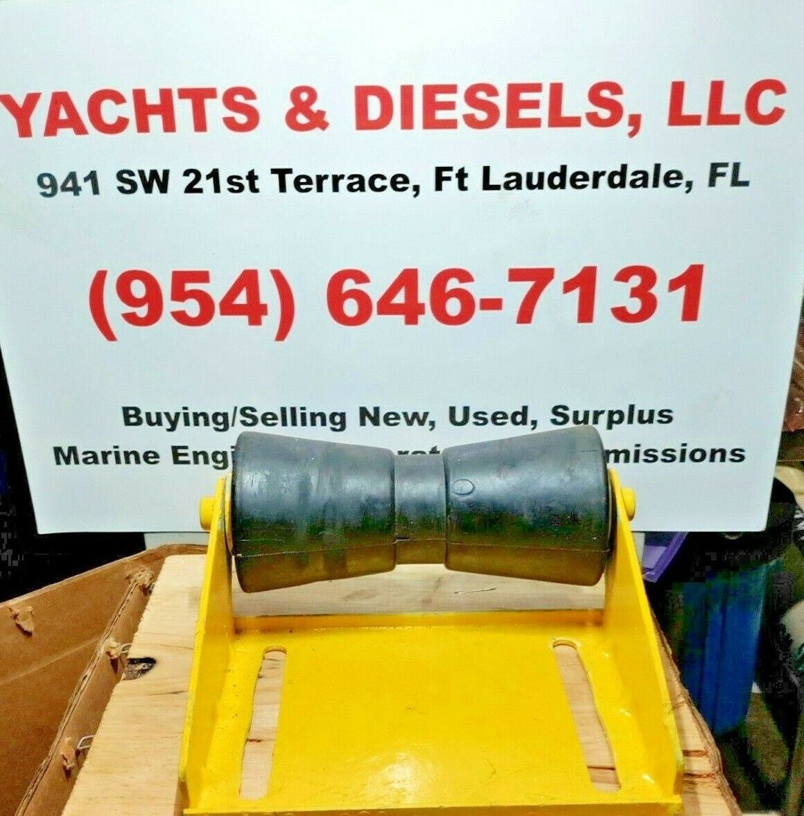 YATES SUPER HEAVY DUTY KEEL ROLLER ASSEMBLY #8244-1056C WITH STEEL FRAME NEW