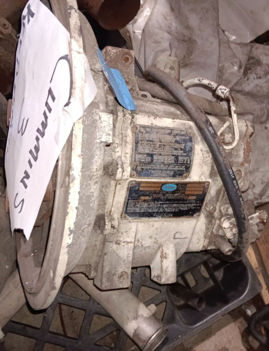 TWIN DISC MARINE TRANSMISSION , MODEL MG5061