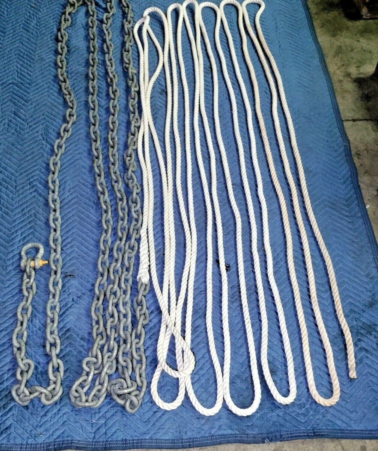 ANCHOR LINE 70 FEET OF 3/4 INCH LINE SHACKLED TO 30 FEET OF (C-5) 1/2 INCH CHAIN