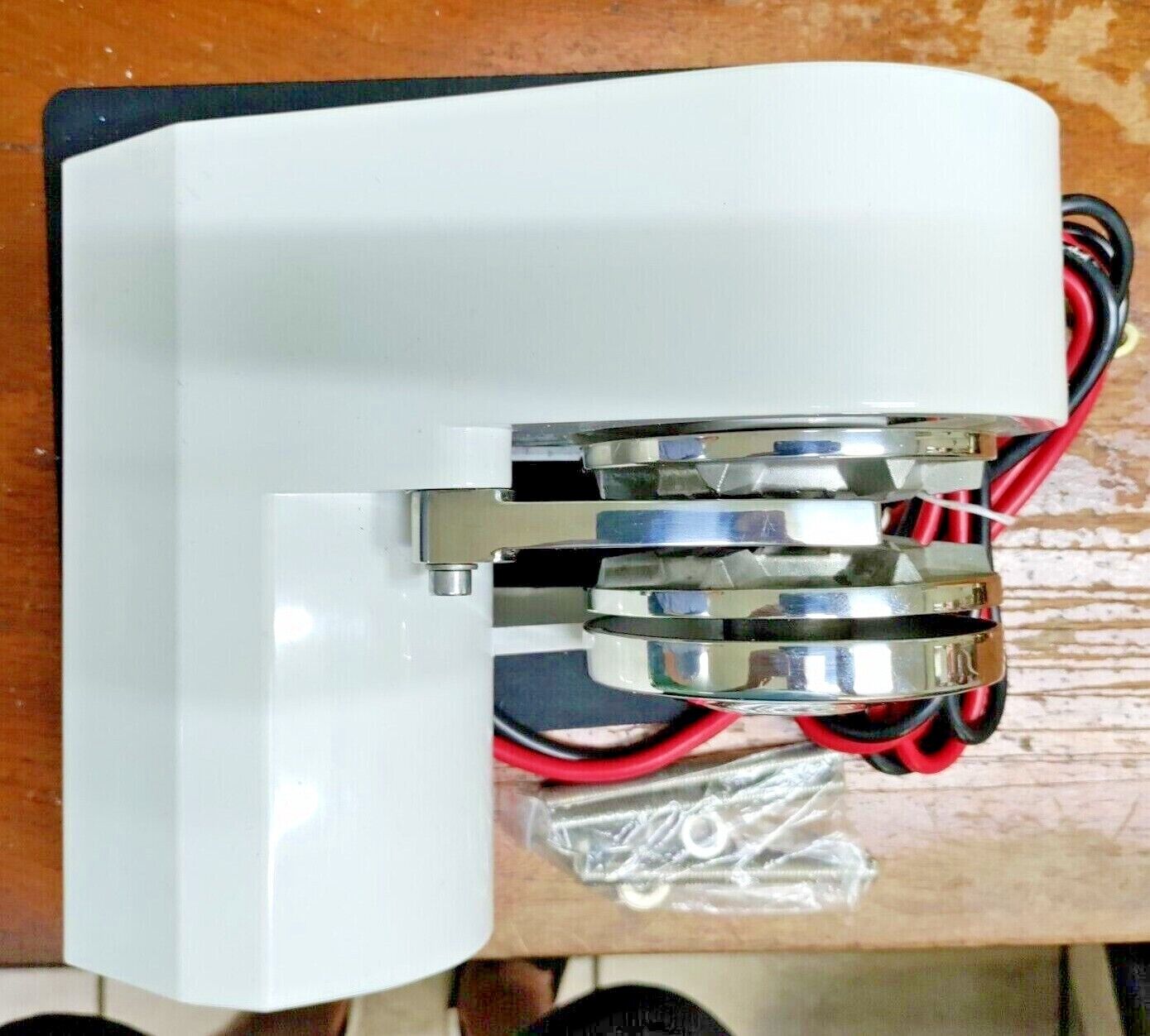 ANCHORLIFT WINDLASS MODEL # SC512  NEW IN BOX WITH CHAIN