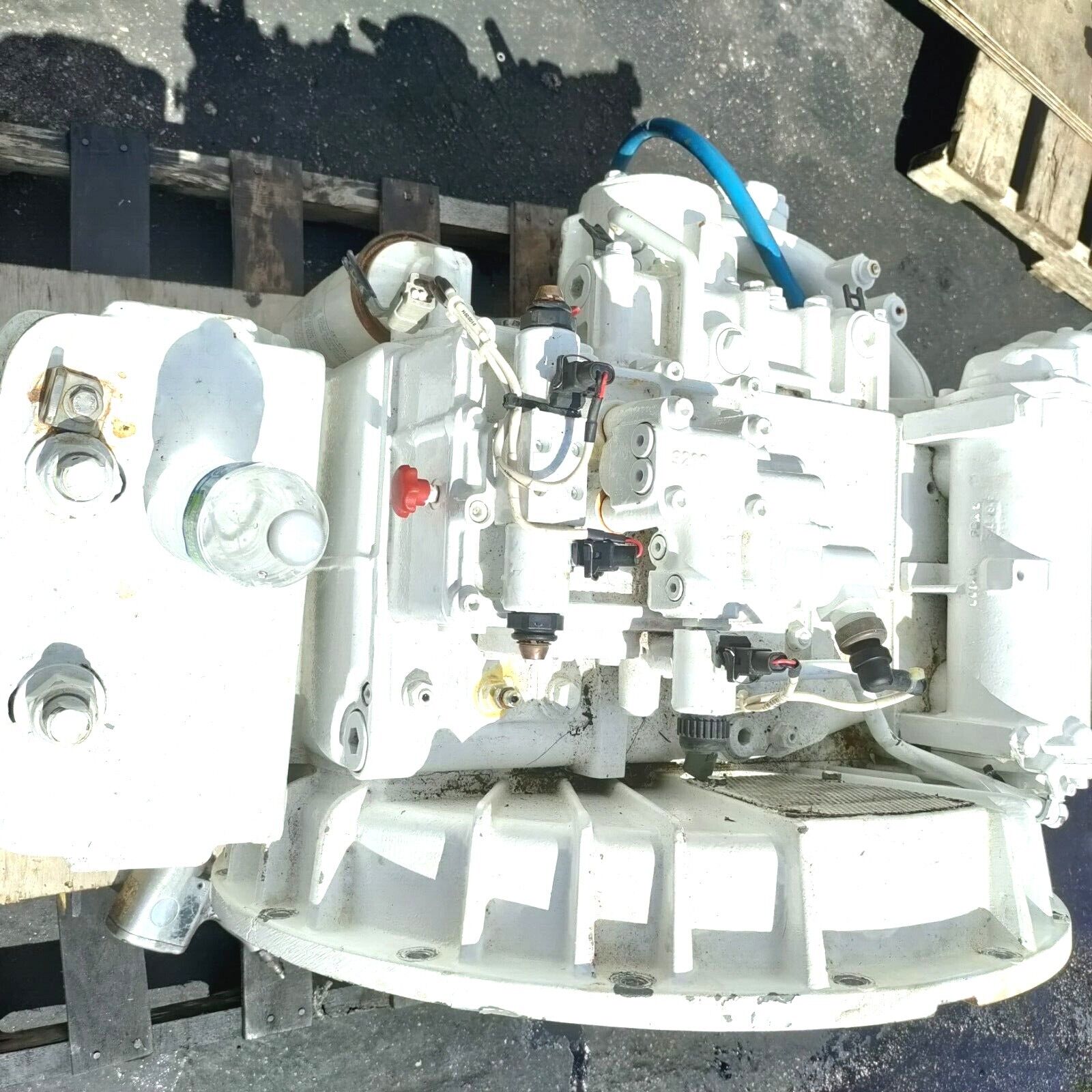 ZF MARINE ZF 2070, 1.765 to 1 RATIO TRANSMISSION / GEAR BOX / RECENT TAKE OUTS